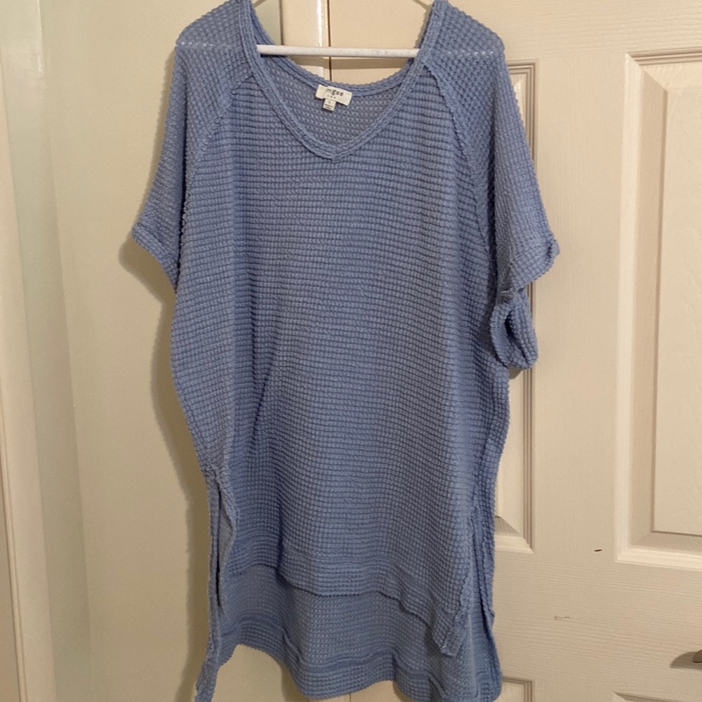 Light blue UMGEE waffle top